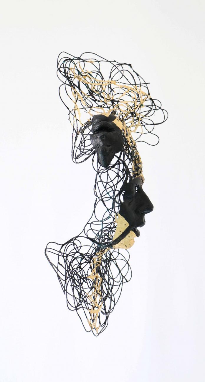 Sculpture by María Cristina Gonzalez / 12856